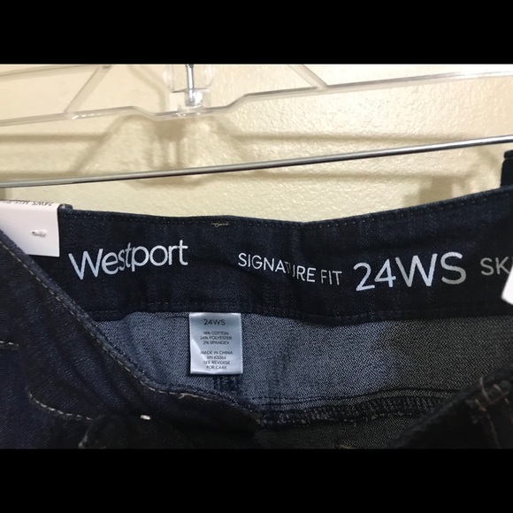 Jeans - Picture 3 of 4